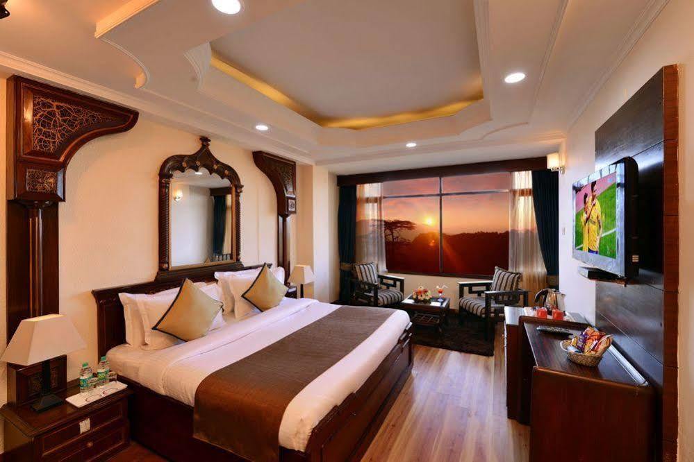 Ashiana Regency Hotel Shimla Esterno foto